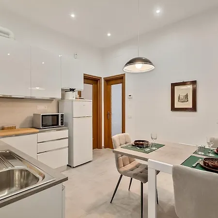 Apartment Casadicavour 5terre Reach Everything By Foot Ac La Spezia